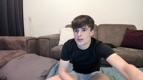 Snapshot of skinnyguywithbigd chatting on April 2026 11:44:01 PM skinnyguywithbigd online show from April 2026 11:44:01 PM