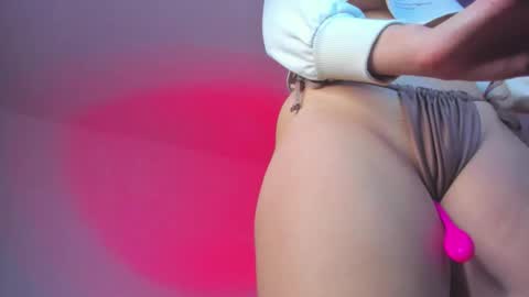  SKINNYHORNY   online show from October 2025 06:05:01 AM