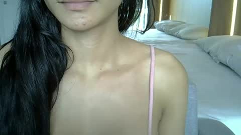 skinnykittencam online show from October 2025 01:34:01 PM