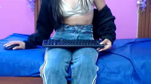 sofia online show from December 2025 01:29:01 PM