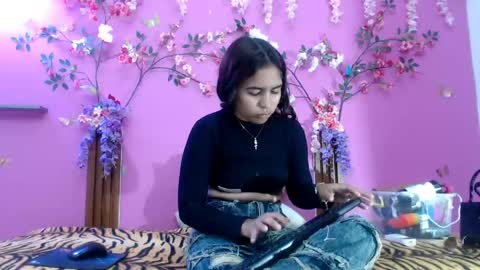 Snapshot of skinnysofia18 chatting on May 2026 03:31:02 PM sofia online show from May 2026 03:31:02 PM