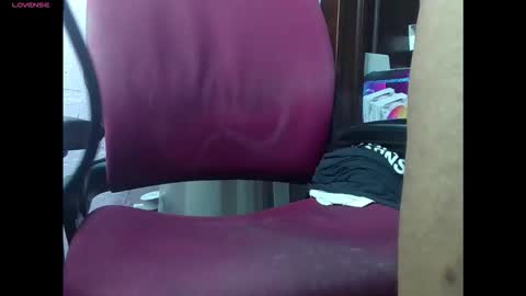 Snapshot of skinzandbait chatting on March 2026 08:20:01 AM strokerpoker online show from March 2026 08:20:01 AM