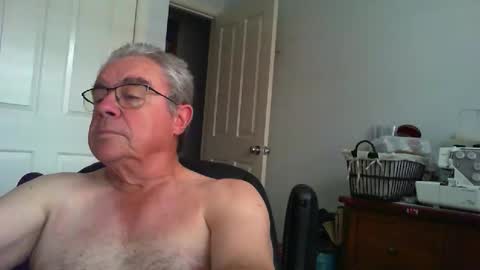 Skipper1970 online show from February 2026 06:01:02 AM