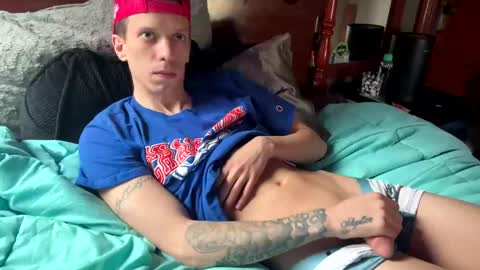 Snapshot of skittles933 chatting on February 2025 05:39:02 PM Skittles online show from February 2025 05:39:02 PM