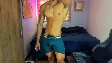 Liam Vokov online show from February 2025 01:05:02 PM