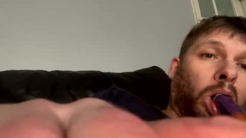 skuzzy25 online show from February 2025 10:28:01 AM