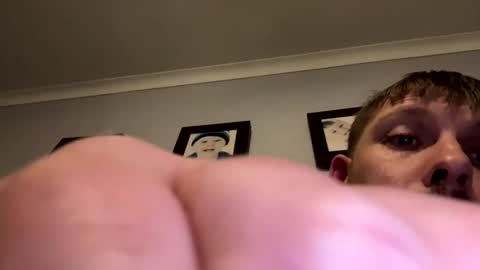 skuzzy25 online show from March 2025 05:12:01 AM