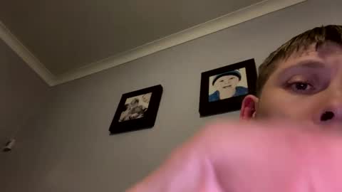 skuzzy25 online show from March 2025 04:58:02 AM