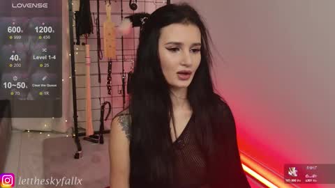 Eliza online show from October 2025 10:51:01 PM