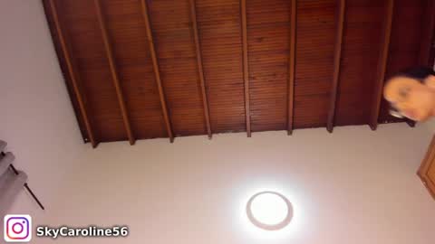 Sky Caroline online show from February 2025 01:00:01 AM