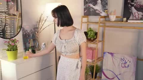 Melissa online show from September 2025 04:47:01 AM