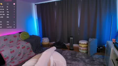 Skye Watson online show from April 2026 06:03:01 PM