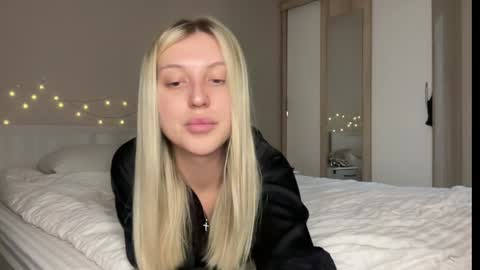 GARRY AND SOPHIA online show from February 2025 07:29:01 PM