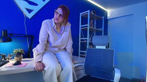 Snapshot of skylar__desire chatting on October 2025 04:04:02 PM skylar__desire online show from October 2025 04:04:02 PM