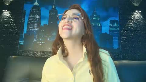 Snapshot of skylar__desire chatting on October 2025 02:36:02 PM skylar__desire online show from October 2025 02:36:02 PM