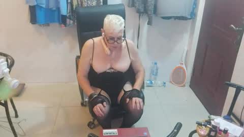 skylartgilf205565 online show from September 2025 09:36:01 PM