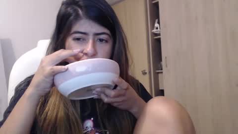 Skyler online show from January 2025 12:25:01 AM