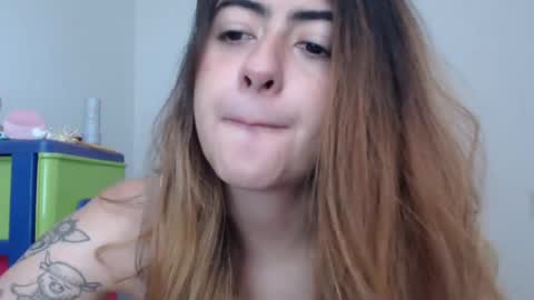 Skyler online show from February 2025 07:52:01 PM