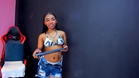 skylerbloom online show from October 2025 02:45:01 AM