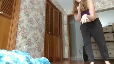 Sky Winters online show from February 2025 04:44:01 PM