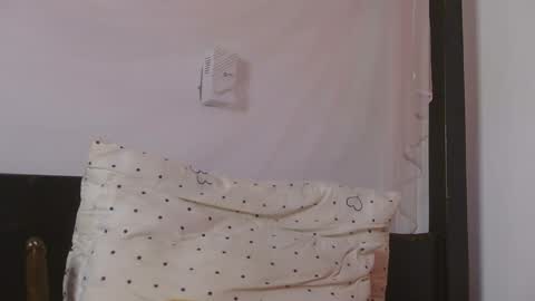 Snapshot of skyy_brown chatting on January 2025 03:57:02 AM Bella online show from January 2025 03:57:02 AM