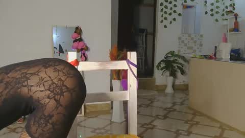 Snapshot of skyy_brown chatting on October 2025 02:15:01 AM Bella online show from October 2025 02:15:01 AM