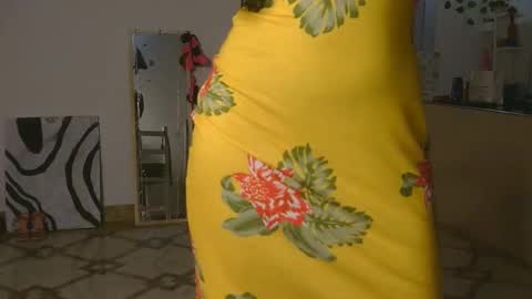 Snapshot of skyy_brown chatting on November 2025 01:48:01 AM Bella online show from November 2025 01:48:01 AM