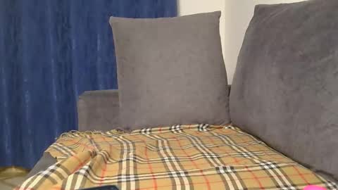 Snapshot of skyy_brown chatting on November 2025 08:02:01 PM Bella online show from November 2025 08:02:01 PM