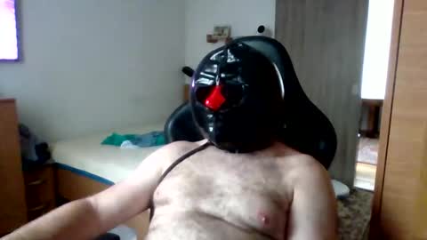 Snapshot of slatexss chatting on September 2025 02:40:02 PM slatexss online show from September 2025 02:40:02 PM