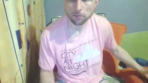 Snapshot of slaveboy32bi chatting on April 2026 08:43:02 PM slave boy perwers bdsmFEMDOM online show from April 2026 08:43:02 PM