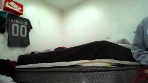 Snapshot of sleazyycarlit chatting on December 2025 07:36:02 AM Sleazyycarlitx online show from December 2025 07:36:02 AM