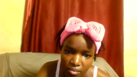 Snapshot of sleek_ass chatting on March 2025 11:50:01 AM sleek_ass online show from March 2025 11:50:01 AM