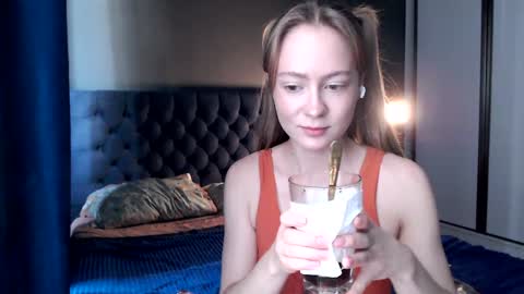 Slemgem Amy  friends online show from October 2025 08:11:01 AM