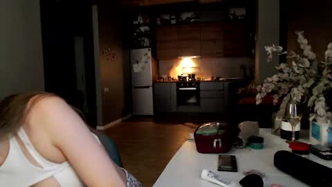 Slemgem Amy  friends online show from November 2025 06:51:02 AM