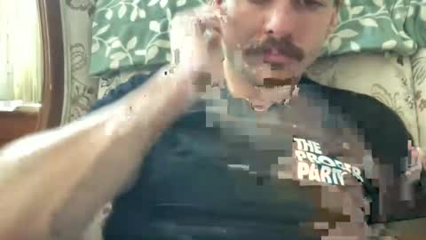 Snapshot of slickmass chatting on June 2026 03:00:02 PM SlickMass online show from June 2026 03:00:02 PM