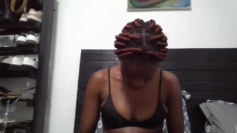 Snapshot of slim_l2 chatting on December 2025 11:42:01 PM slim_l2 online show from December 2025 11:42:01 PM