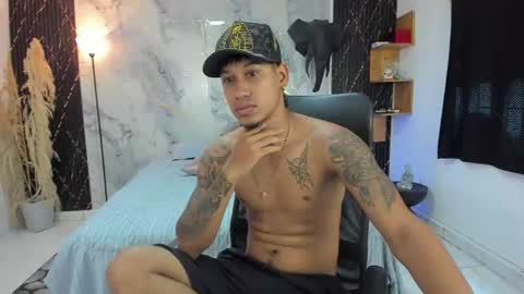 Snapshot of slim_master12 chatting on June 2026 03:16:02 PM slim_master12 online show from June 2026 03:16:02 PM