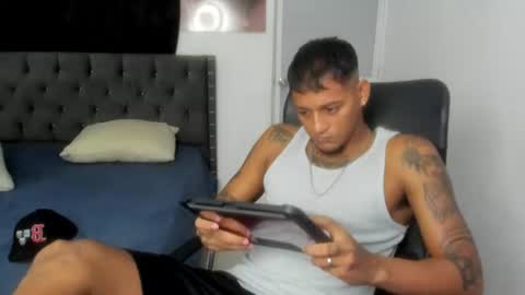 Snapshot of slim_master12 chatting on July 2026 04:41:01 AM slim_master12 online show from July 2026 04:41:01 AM