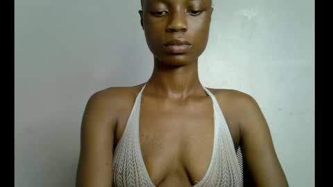 Snapshot of slim_petitqueen chatting on May 2026 07:54:01 PM Alice online show from May 2026 07:54:01 PM