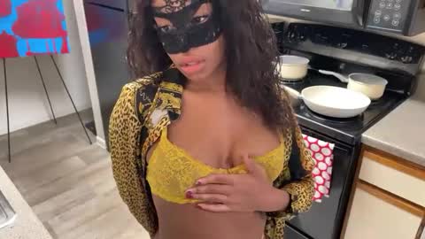 Barbie Stylebender online show from February 2025 08:06:02 PM