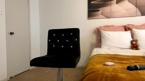 Barbie Stylebender online show from September 2025 06:57:01 PM