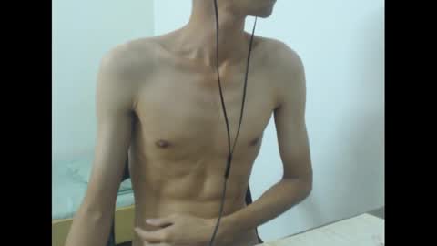 Snapshot of slimboner89 chatting on January 2025 02:19:02 PM slimboner89 online show from January 2025 02:19:02 PM