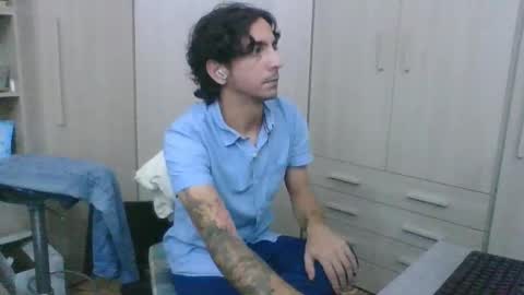 Snapshot of slimteaser089 chatting on November 2025 01:01:02 PM SlimTeaser089 online show from November 2025 01:01:02 PM