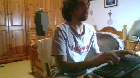 SlimTeaser089 online show from January 2026 07:19:01 PM