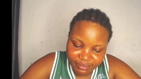 Jemila online show from November 2025 01:19:02 AM