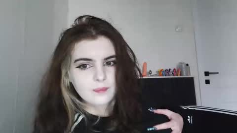 sloomonata online show from September 2025 09:09:02 AM