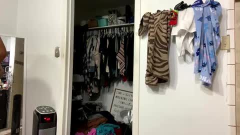 Snapshot of slum1989 chatting on January 2025 01:36:02 AM slum1989 online show from January 2025 01:36:02 AM