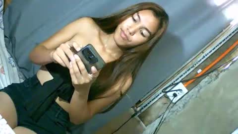 Snapshot of slut_goddessqueen69 chatting on December 2025 01:13:01 AM slut_goddessqueen69 online show from December 2025 01:13:01 AM