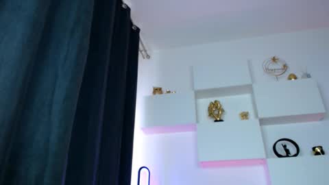 Snapshot of slut_tattoogirl chatting on February 2026 08:02:02 AM Ariana online show from February 2026 08:02:02 AM