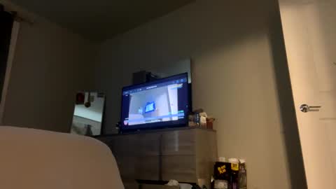 slutforu100 online show from January 2025 01:10:01 AM